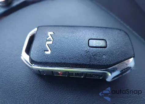 2022 Kia K5 Lxs из США, поврежденный, VIN 5XXG14J28NG092791